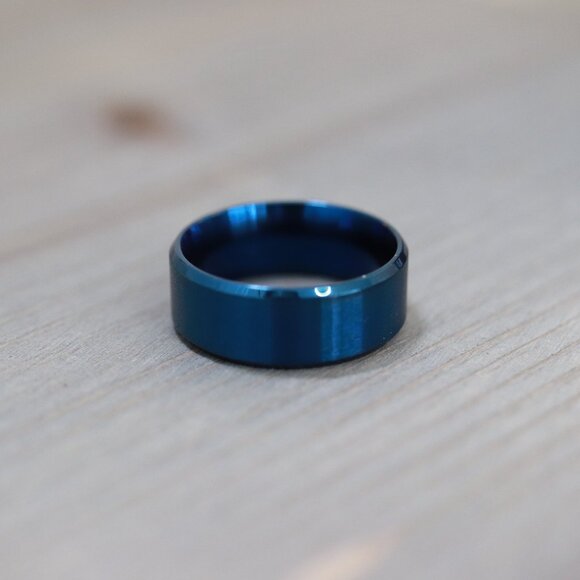 5mm Princess Sapphire Men Mens Ring 8mm Beveled Style Square Edge Ring Blue Stainless Steel Wedding Band